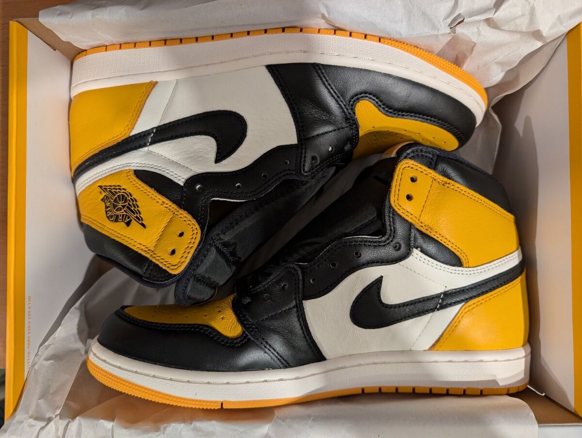 Nike Air Jordan 1 Retro OG High Yellow Toe - Men's US 11 Nike Air Jordan 1 Retro OG High Yellow Toe - Men's US 11