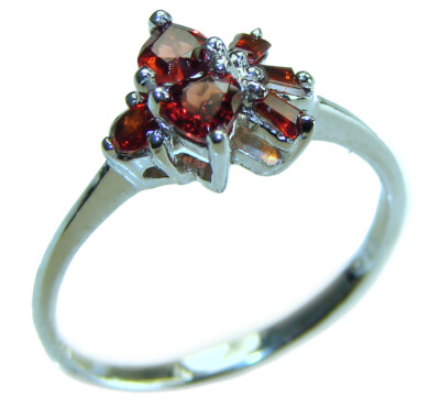 Blühende Rose echter Granat 14K Gold über 0,925 Sterling Silber Handarbeit