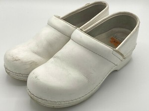 dansko white leather nursing shoes