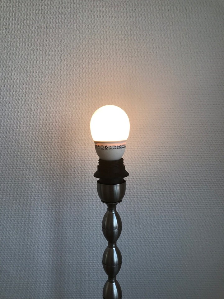 Gulvlampe ikea