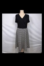 Gilli Black White V-Neck Faux Wrap Striped Fit & Flare Knee-Length Dress Size 2X