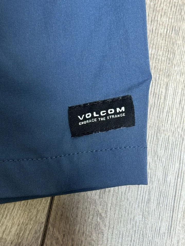Volcom Board Shorts Mens XL Navy - Image 4 of 4