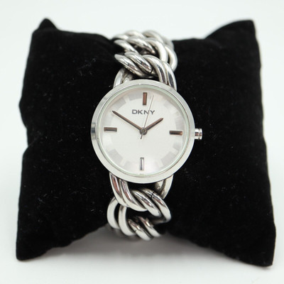 DKNY Silver Tone Womens Watch 28mm Silver Tone 5.25'' Metal Braid Bracelet NY4537