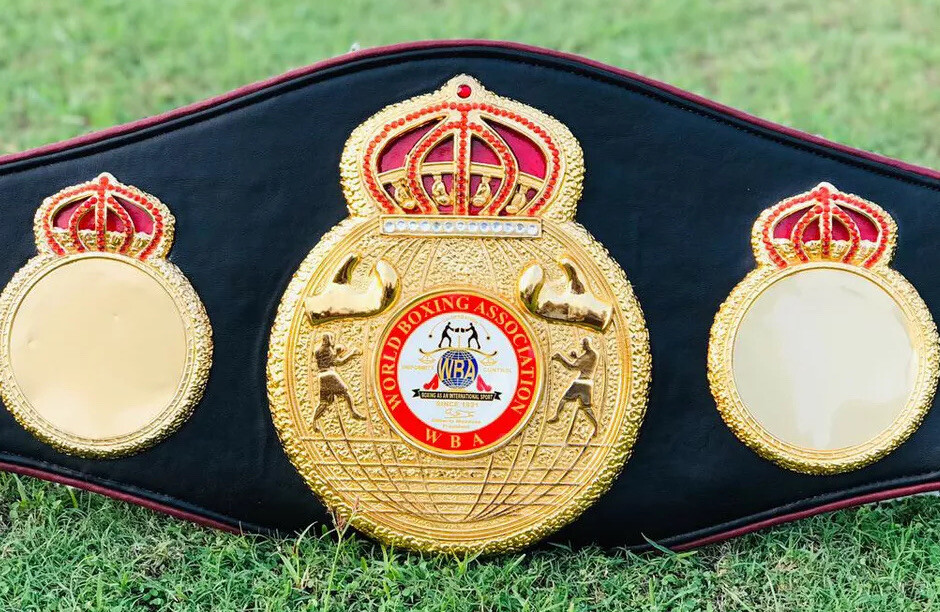 レッドリーチュエ　ヴェロニカ　別注カスタム　バングル　WBA購入 New Style WBA World Boxing Champion leather Belt Replica