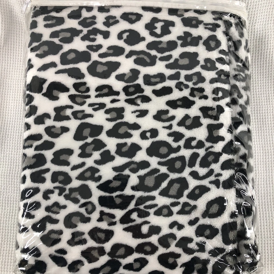 Concierge Collection Throw & Bootie Set Soft Plush White Leopard print - Image 4 of 4