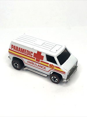 Hot Wheels Redline Super Van Paramedic Ambulance 1974 White Made In Hong Kong