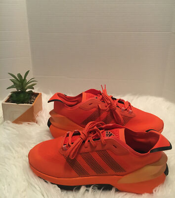Adidas Avryn Mens Size 9.5 Orange Black Running Sneakers adidas Avryn Unisex Lightweight Running Shoes - Orange/Black main image 2