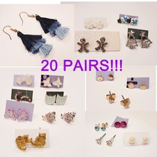 20 pairs of Claire's Earrings Studs Lot flowers animals crystals Christmas pink