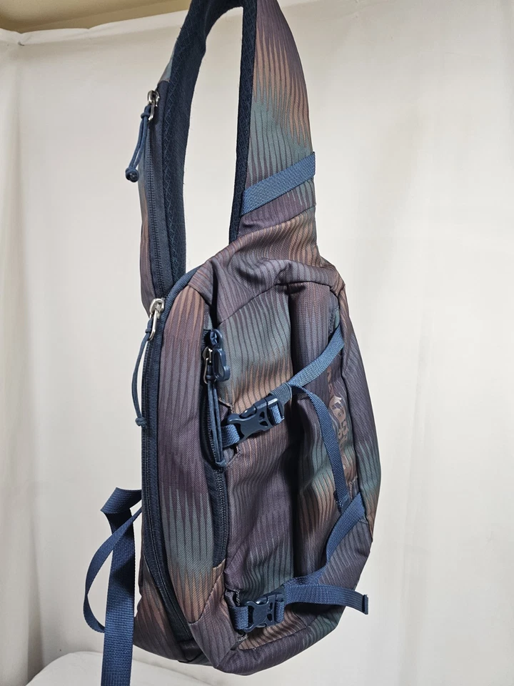 Bolso Bandolera de Viaje Patagonia Atom 8L Foto 2 de 4