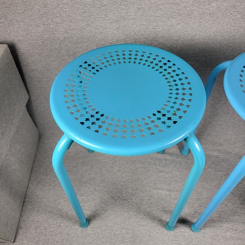 Vintage Pair Of Blue "POKER" Plant Stands Or Stools 18" X 12" Diameter - Picture 2 of 12