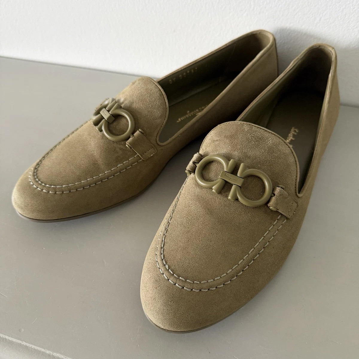 Salvatore Ferragamo Women\'s 9 B Olive Green Suede Gancini Bit Driving Loafers Salvatore Ferragamo Loafer Suede Flats for Women for sale | eBay main image 2