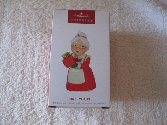 HALLMARK KEEPSAKE 2024 MRS. CLAUS  LIMITED EDITION ORNAMENT - NEW