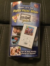 Wallet Pix Credit Card Size Digital Photo Album Displays 58 Photos New MIP