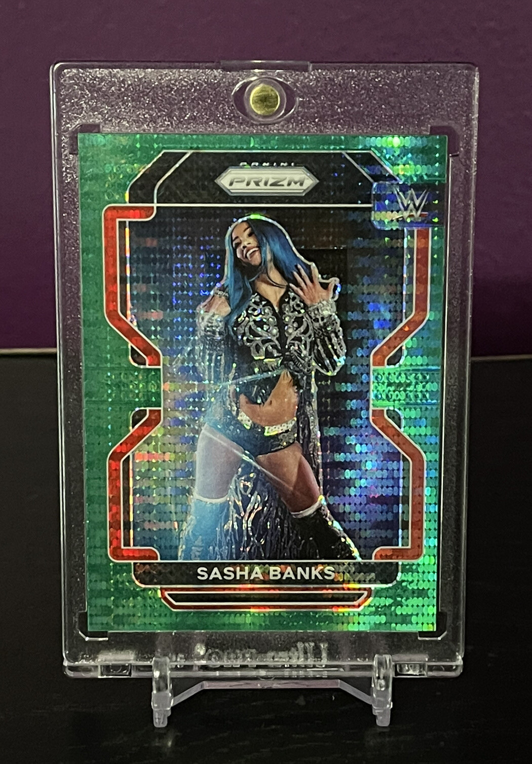 SASHA BANKS 2022 Panini Prizm Debut Edition WWE GREEN PULSAR PRIZM #04/25