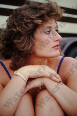  Pretty woman glamour Bikini Girl candid  35mm Slide V2l18