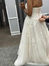 David's Bridal V3902 Ivory Beaded Wedding Dress Size 16W