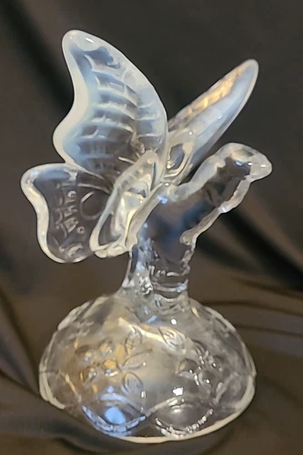 Fenton Glass Iridescent Butterfly on a Branch Figurine Ring Holder USA Clear