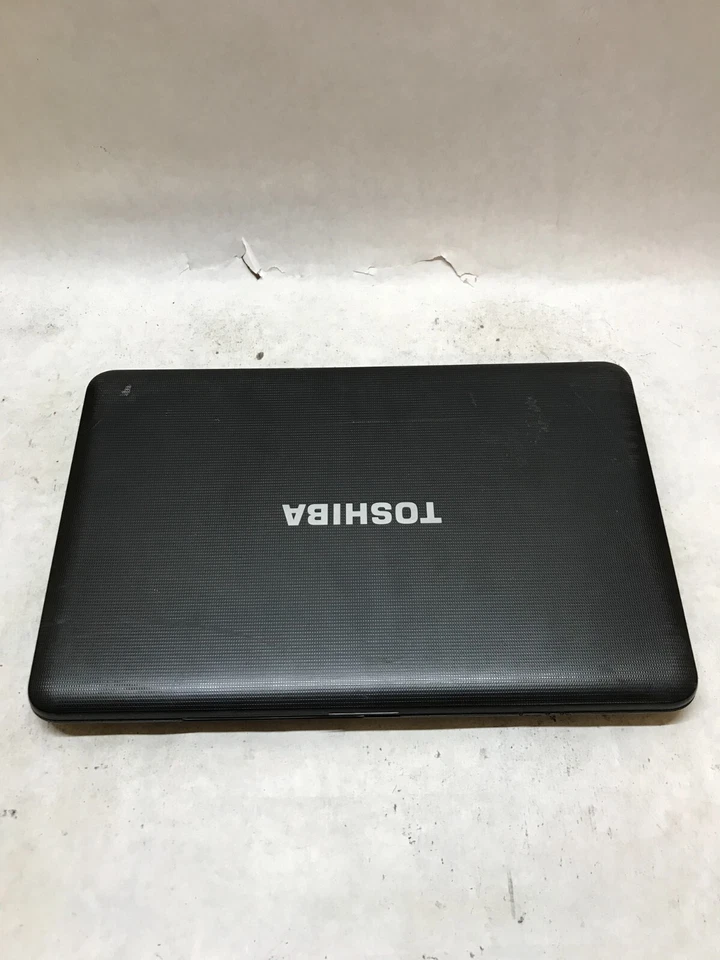 Toshiba Satellite C855D-S5201 15" AMD E1-1200 1.4GHz 4GB RAM NO HDD/OS AS IS -DW - Image 3 of 4