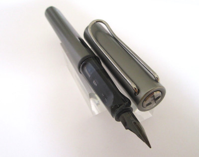 Stylo Plume Safari Lamy Rose Lamy en vente sur