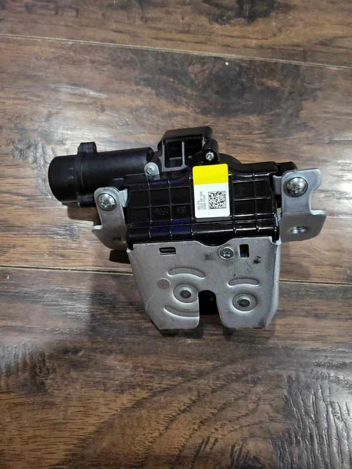 2021-2025 GENUINE OEM Kia Sorento Trunk Lock Actuator Motor Latch 81800P2100 - Image 3 of 3