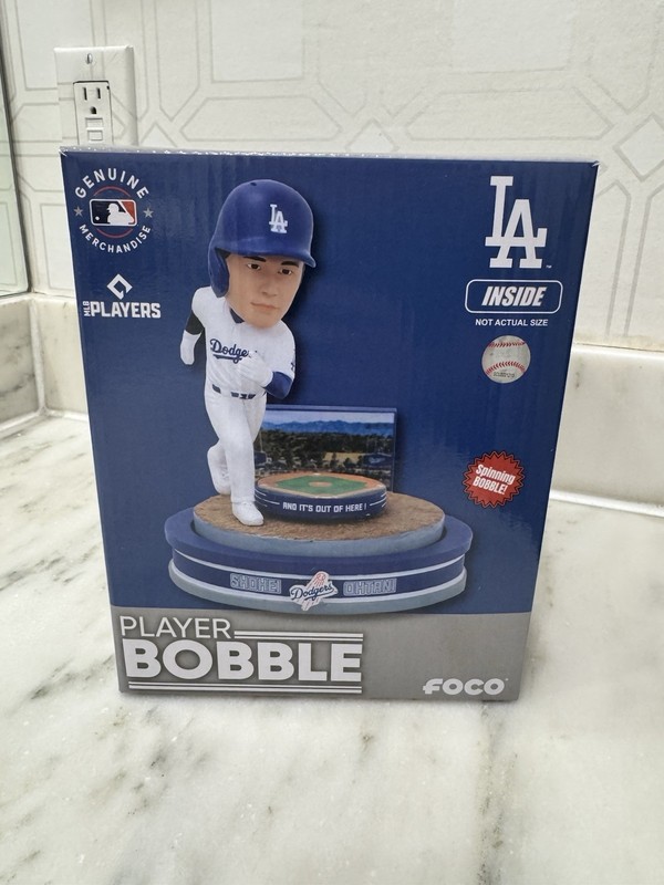 Shohei Ohtani Bobblehead Los Angeles Dodgers FOCO Home Run Spinner