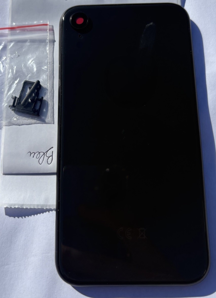 Châssis iPhone XR noir de haute précision en alliage d'aluminium