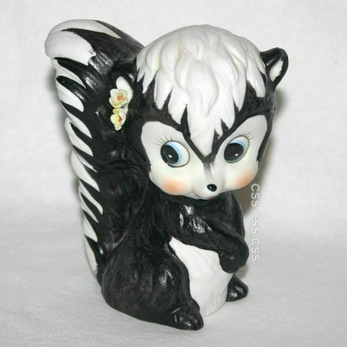 Vintage Skunk Animal Piggy Coin Bank Flowers Figurine Black & White Bambi Taiwan