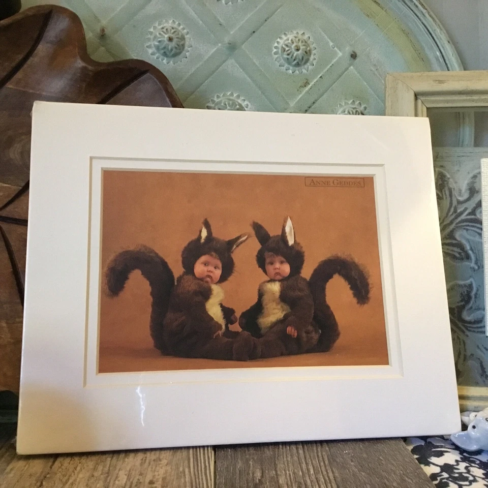 Vintage Anne Geddes “Squirrels” Matted Litho New In Plastic Fits 8x10 Frame - Image 3 of 4