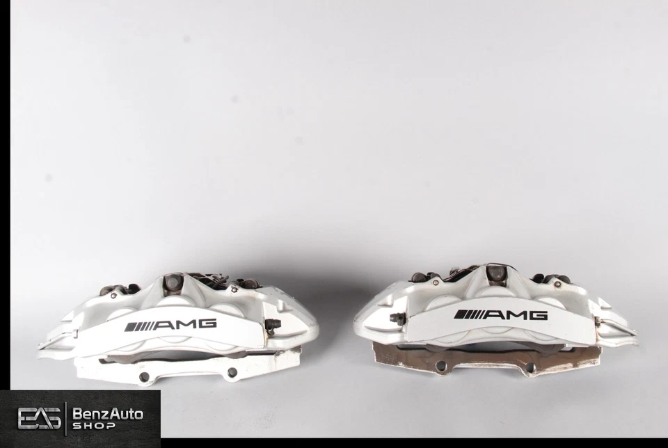 07-12 Juego de pinzas de freno Brembo Mercedes W211 E63 CLS63 SL63 AMG fabricante de equipos originales Foto 2 de 4
