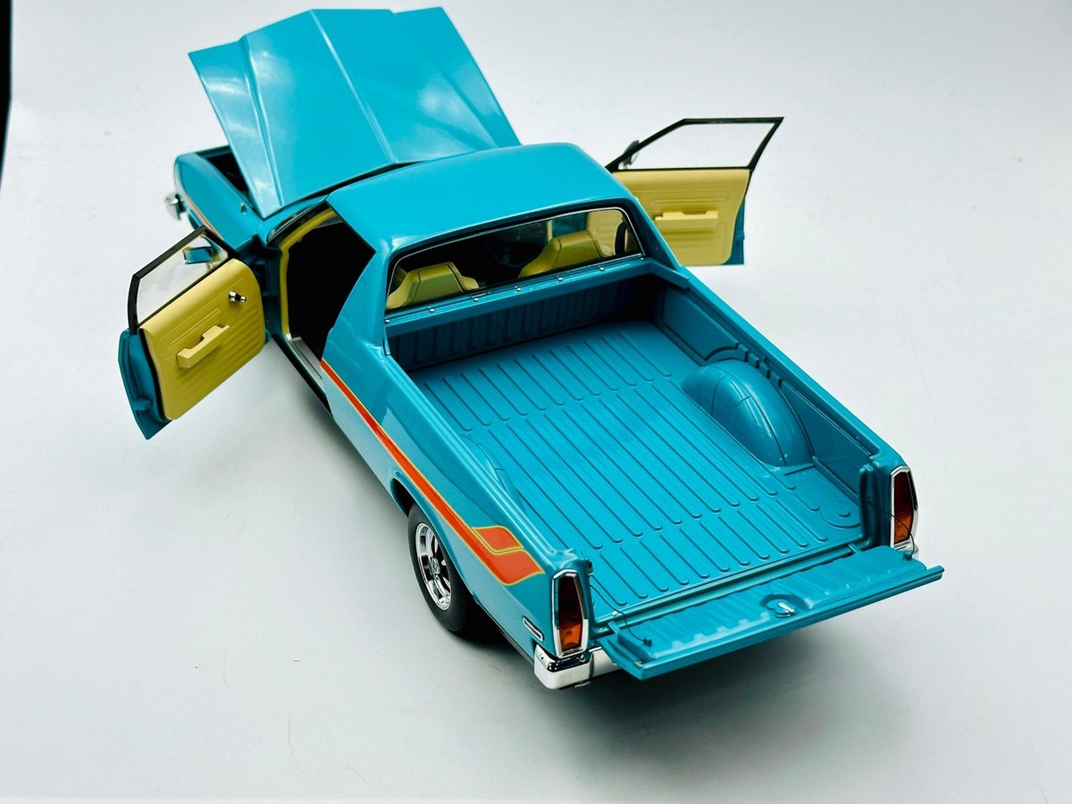自動車 AUTOart 1/18 Holden HX Sandman Utility 1:18 Holden HX Sandman Utility -- Aquarius Blue -- Biante