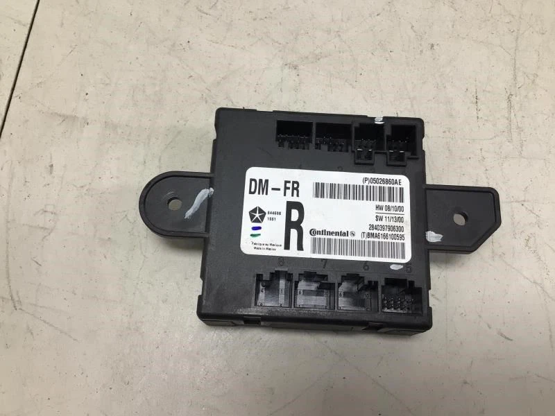 Dodge Grand Caravan 2011 módulo de control de puerta del lado del pasajero delantero derecho OEM+ Foto 4 de 4