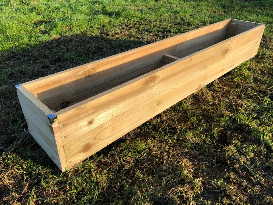 wooden garden planter 2ft to 6ft Rustic LARGE JUMBO Long Timber Flower Trough - Image 4 of 4