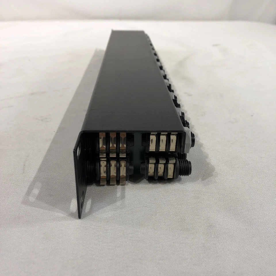 Patchbay balanceado dbx PB-48 48 pontos 1/4" TRS - Imagem 4 de 4