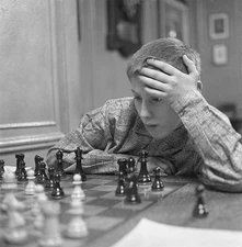 Bobby Fischer of Brooklyn youngest member of Manhattan Chess Club 1956 Photo 1