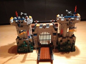 LEGO &reg; Castle Great Royal Castle (7094), complete, without original packaging