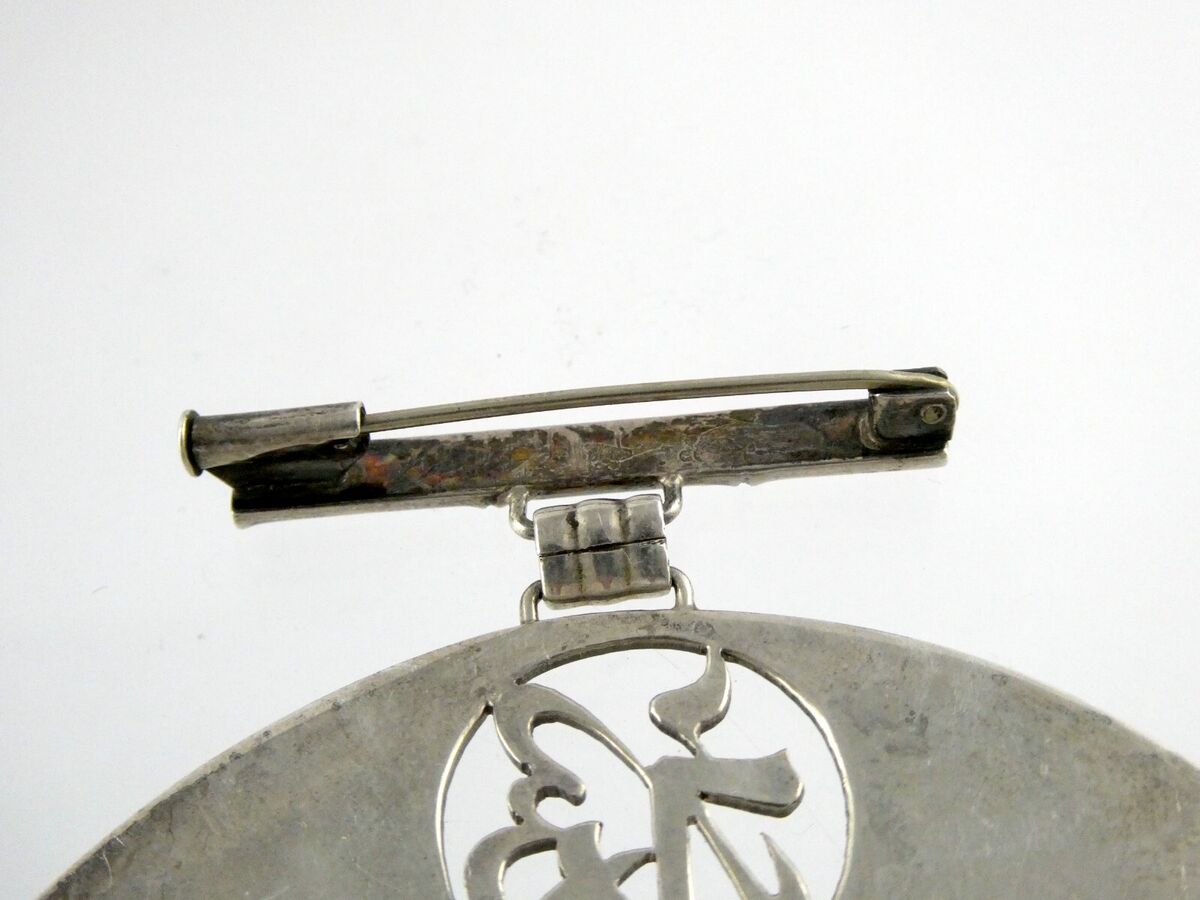 Vintage Japanese 950 Sterling Silver Fan Brooch Bamboo Vintage Japanese 950 Sterling Silver Fan Brooch Bamboo