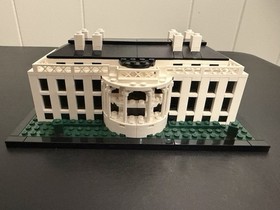 LEGO Architecture The White House 21006 Landmark Series Set 