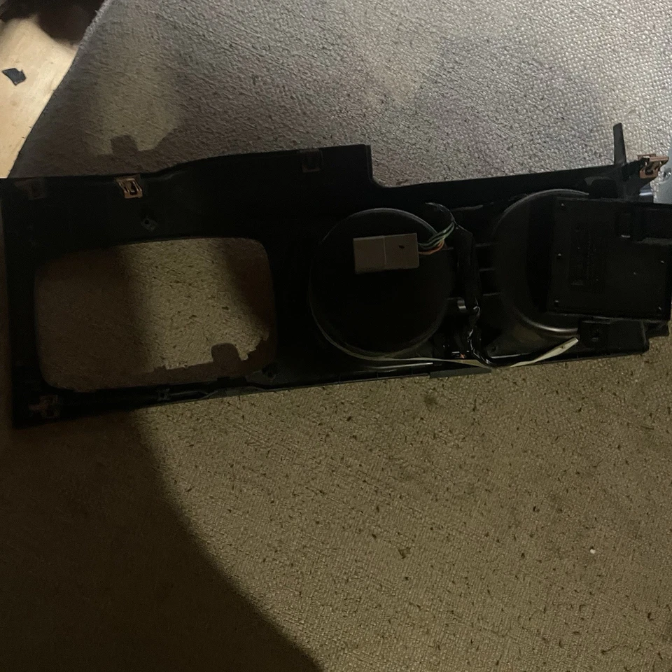 Portavasos Ford Fusion 2010-2012 OEM con moldura Foto 2 de 3