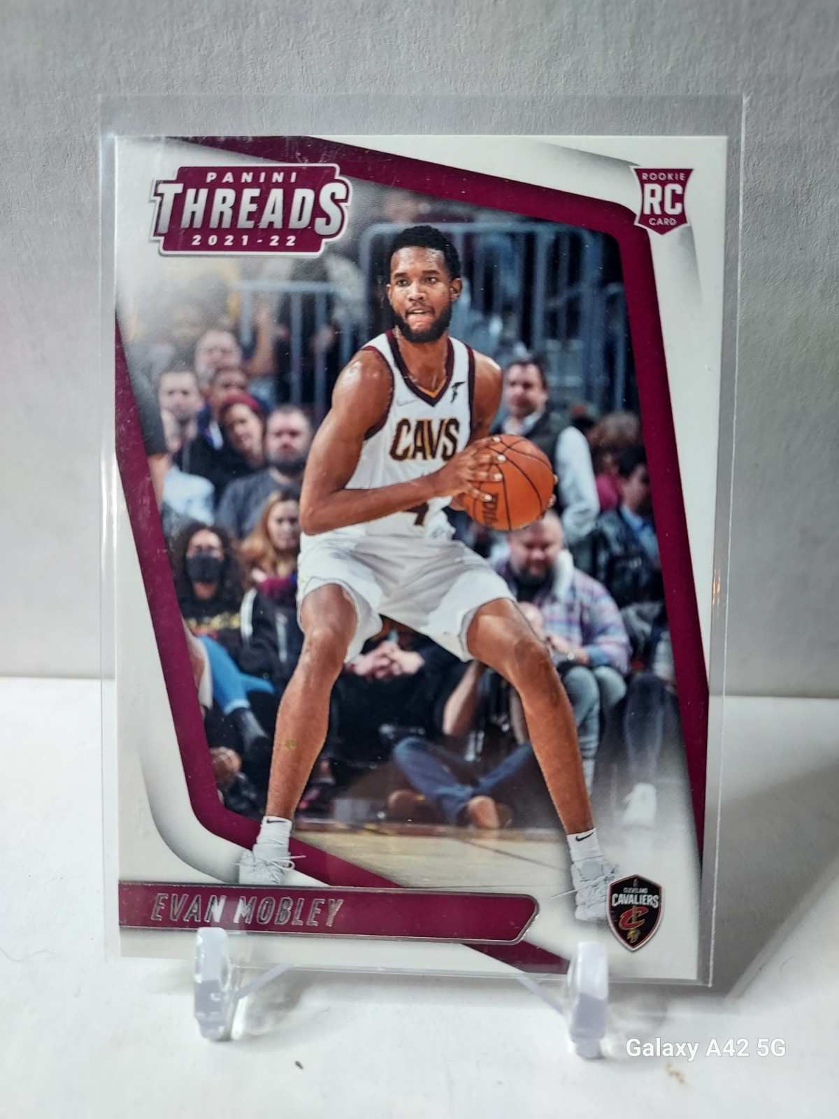 2021-22 Panini Chronicles - Threads Evan Mobley #94 (RC)