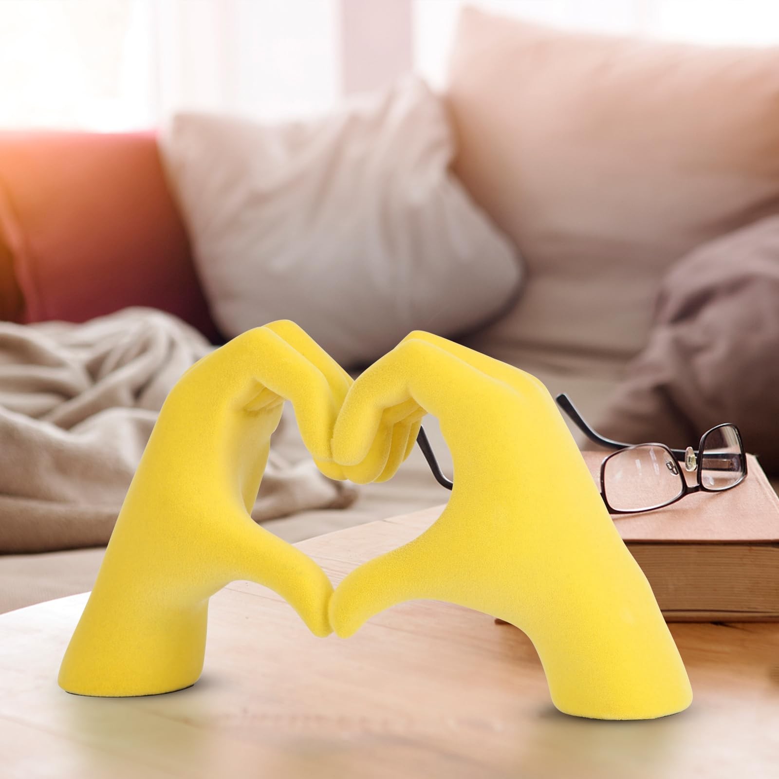 Yellow Heart Hand Sculpture, Heart Hand Statue Home Decor Aesthetics, Suitabl...