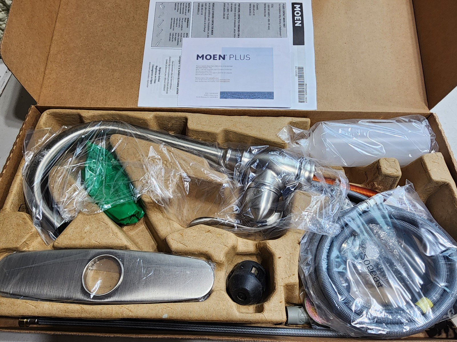 Moen Anabelle Spot Resist Stainless One-Handle Pulldown Kitchen Faucet Stainless