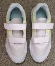 PUMA Varion Turnschuhe Hallenschuhe weiß, Größe 37, Frauen