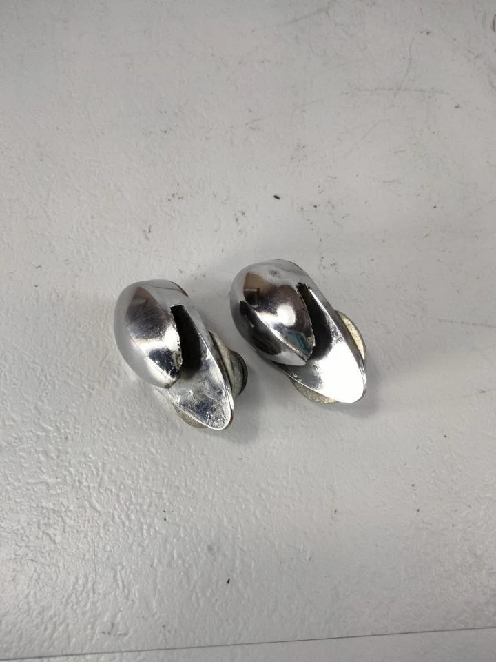 Juego de pares de retenedores traseros superiores convertibles MG MGB Teardrop 1965 a 1980 OEM Foto 4 de 4