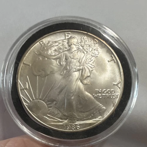 U.S. Mint American Eagle 1986 1 oz Silver Coin .999 Fine Bullion