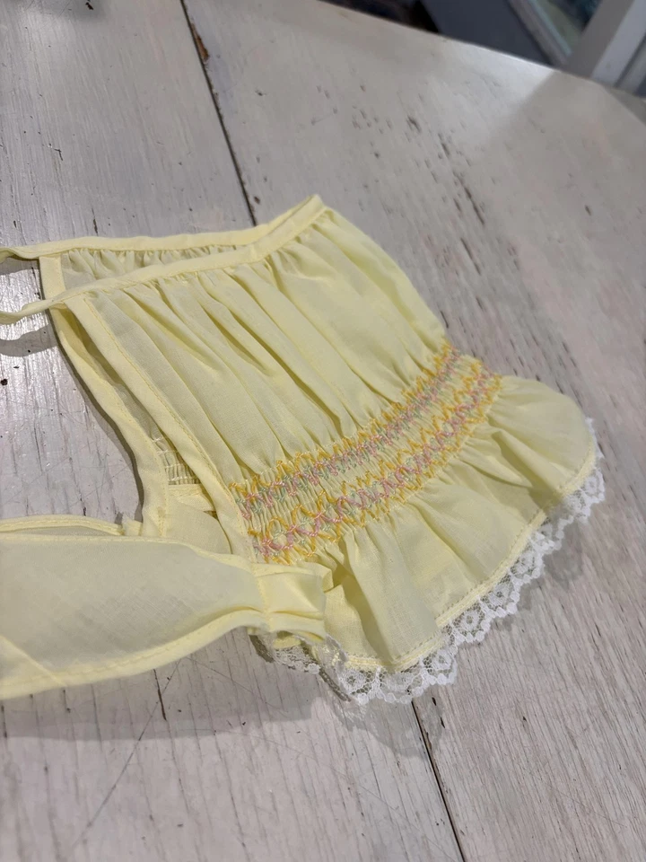 Vintage Nannette Dress Bonnet Set Baby Girls Small Smocked Lace Made USA 70s - Image 4 of 4