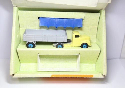 Dinky 424 Commer Convertible Articulated Truck In Original Box - Vintage