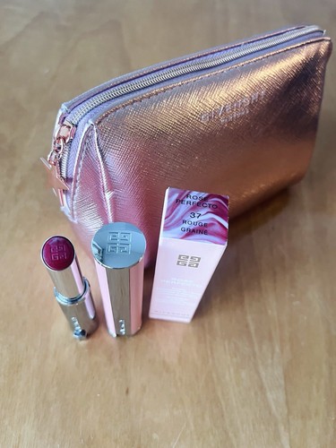 Givenchy Lip Balm Rose Perfecto Pink Irresistible Rouge Graine #37 FREE BAG! - Picture 2 of 6