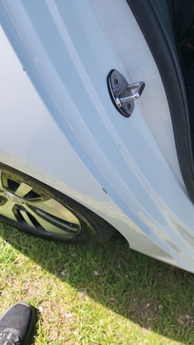 2018 Volkswagen e-Golf 35.8kWh e-Golf Hatchback 5dr Electric Auto (136 ps) Hatch - Picture 16 of 20