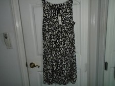 New York Company Stretch Sleeveless Dress Size Medium New With Tags