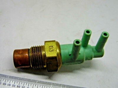 Ported Vacuum Switch Wells E945 NEW VINTAGE 